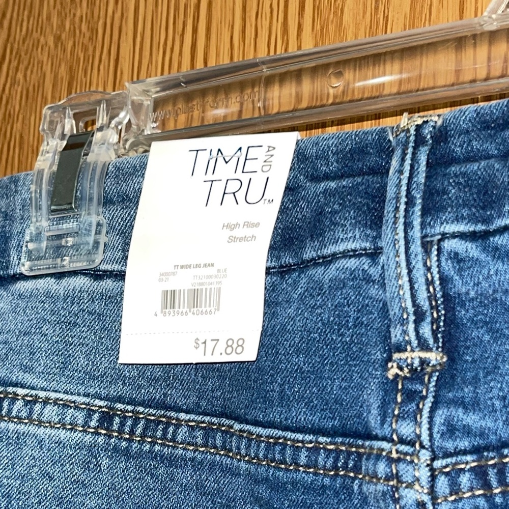 Time and Tru High Rise Jeans - Picture 3 of 5